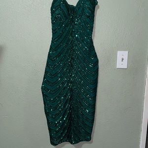 Green midi dress